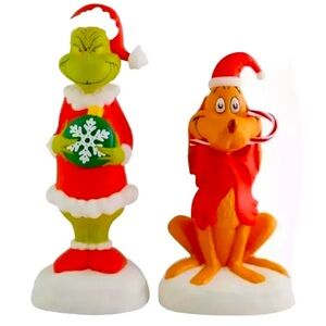 Trim a tree viral Grinch and max blow mold set